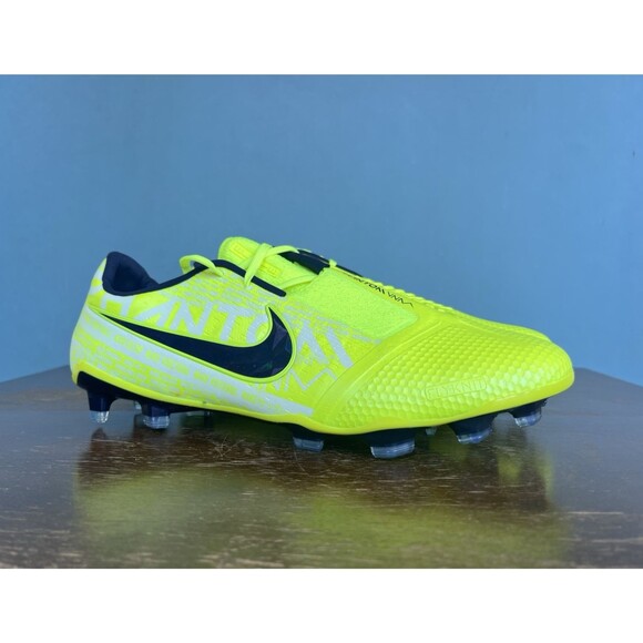Nike Phantom Venom Elite FG Soccer Cleats Volt/White Men's Size 11 AO7540-717